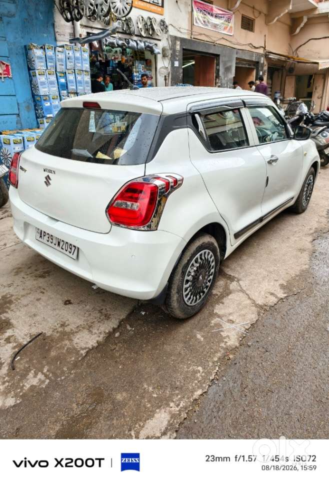 Maruti Suzuki Swift Zxi Plus, 2021, Petrol