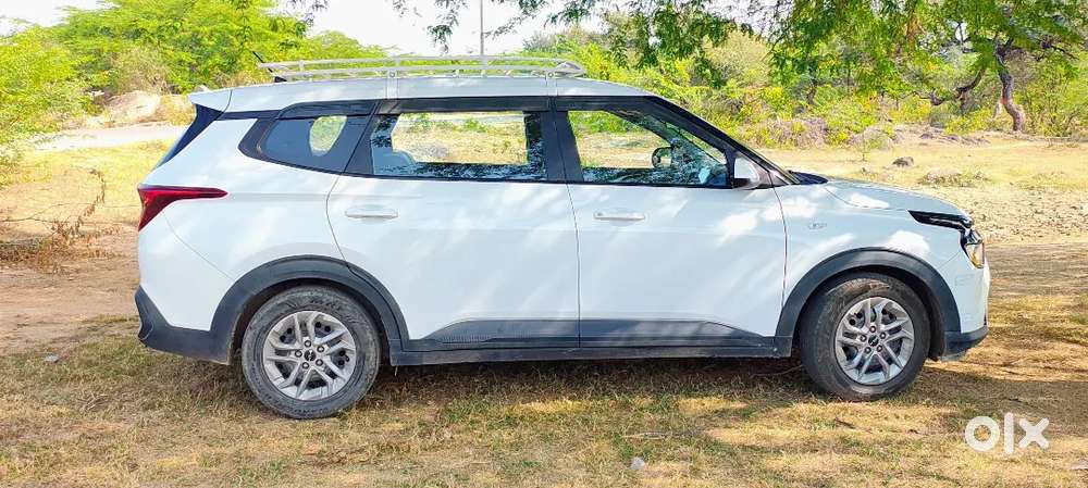 Kia Carens 2023 Diesel 71547 Km Driven