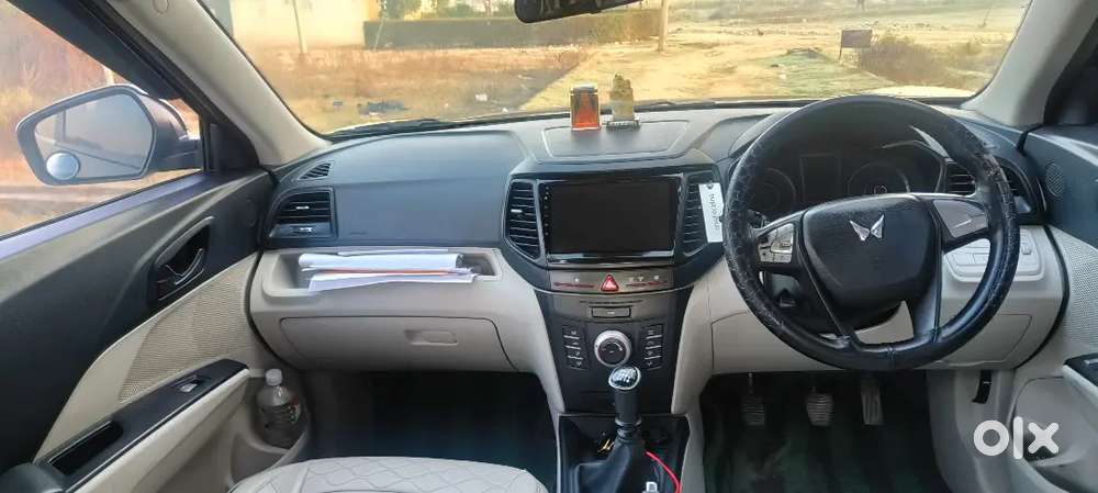 Ph-75054or36369 Xuv300-sunroof+badiya Condition+ek Hath Ki Chali Gadi