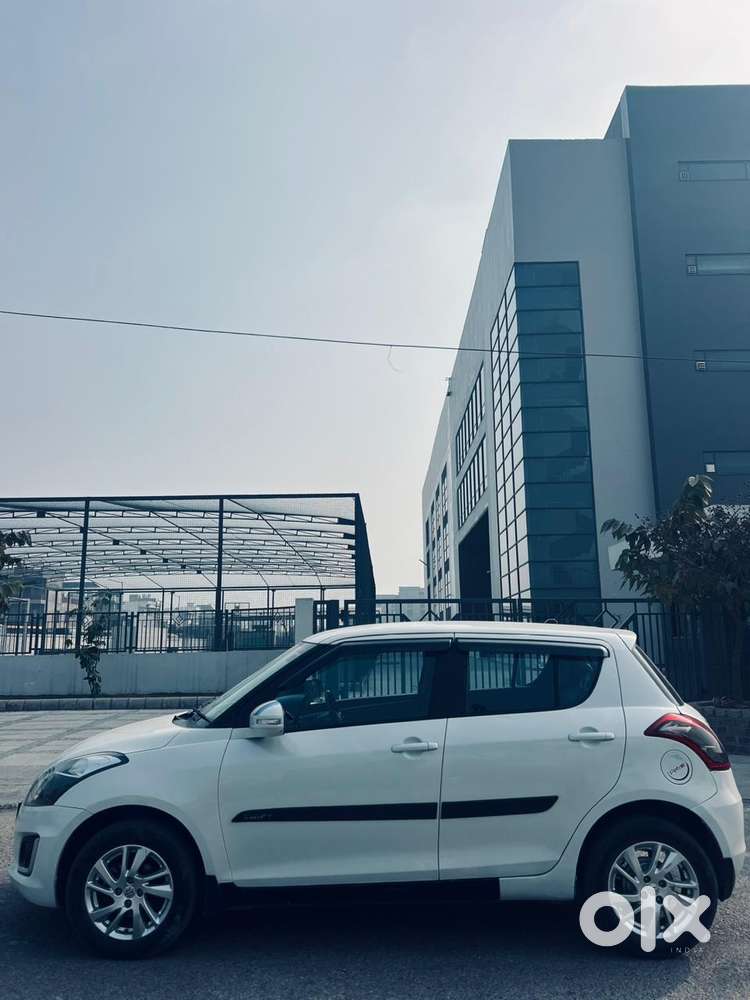 Maruti Suzuki Swift 1.2 Vxi (o), 2017, Petrol