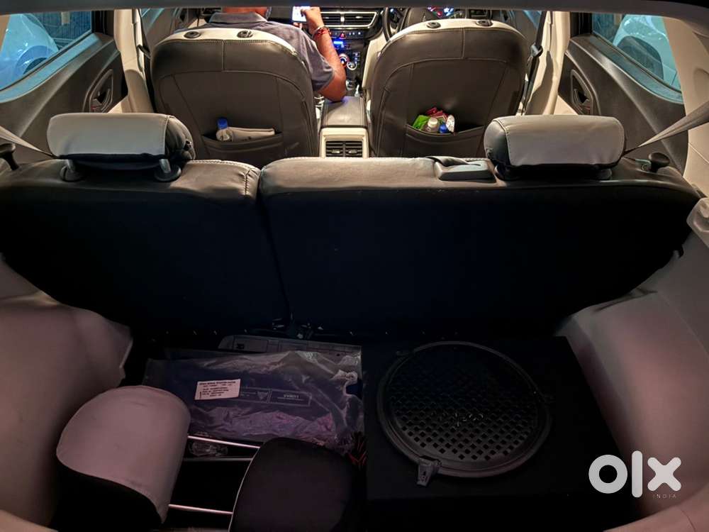 Mahindra Xuv 3xo 2024 Petrol 8100 Km Driven