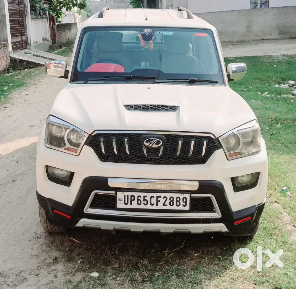 Mahindra Scorpio S10 2016
