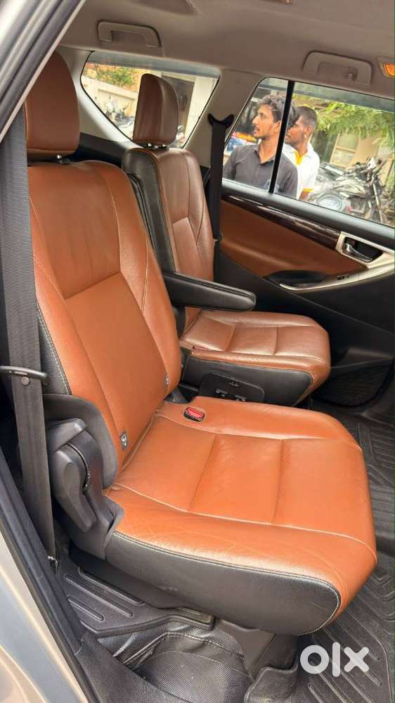 Toyota Innova Crysta 2.8z Automatic, 2017, Diesel