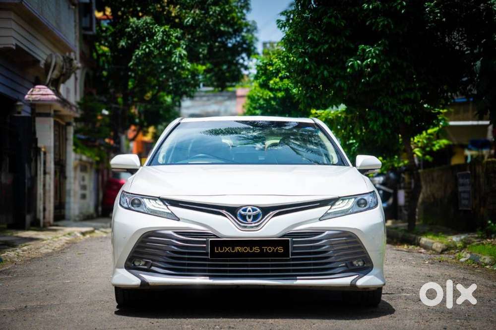Toyota Camry 2.5 Hybrid, 2020, Petrol