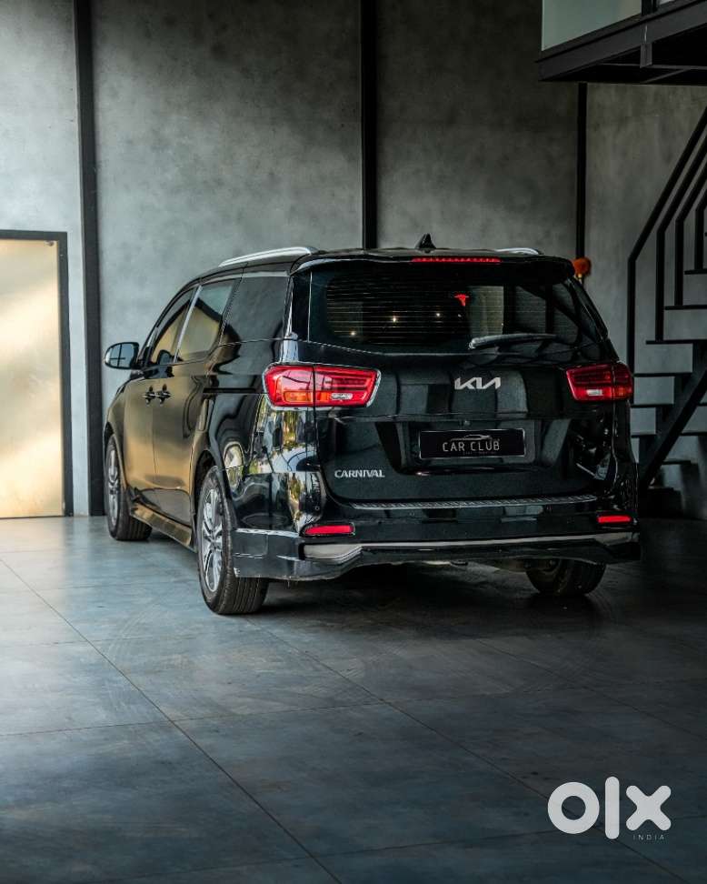 Kia Carnival Prestige, 2023, Diesel