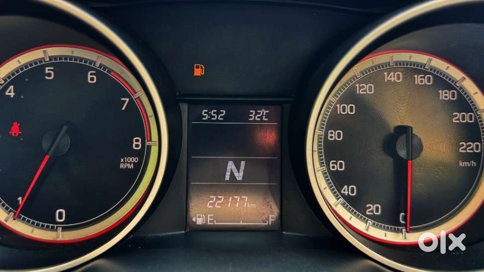 Maruti Suzuki Swift Vxi Optional, 2020, Petrol