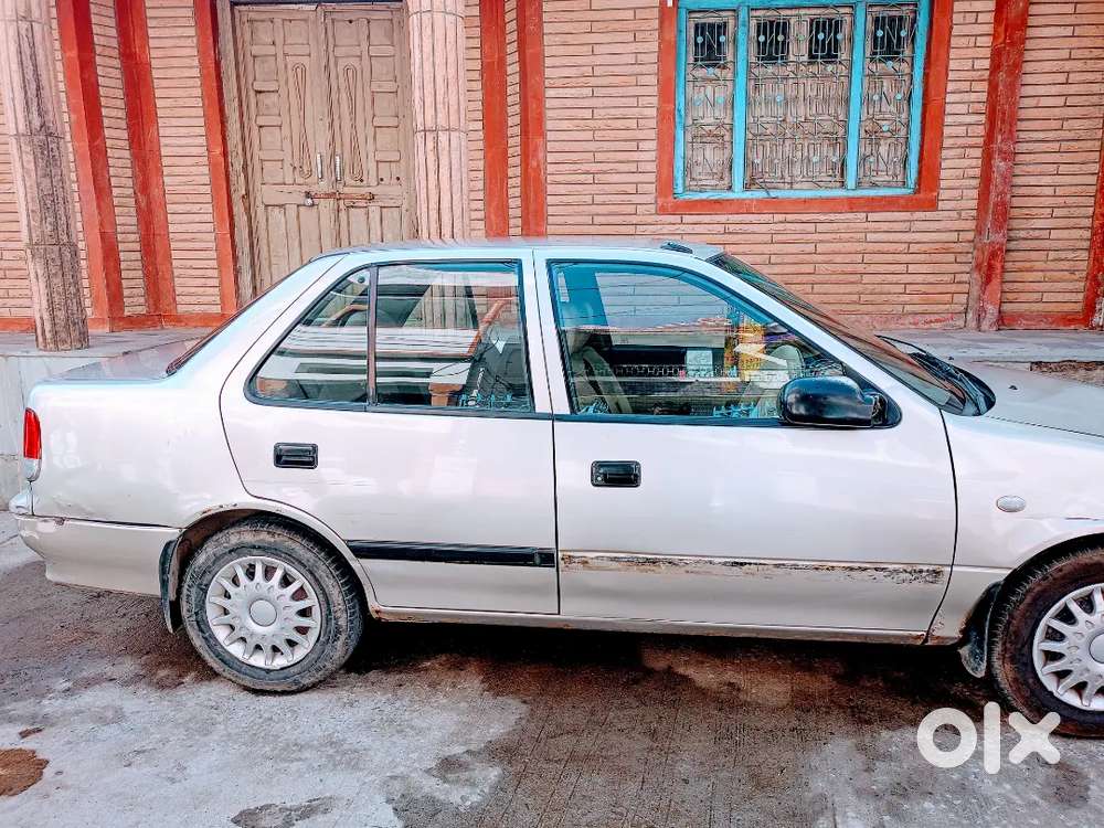 Maruti Suzuki Esteem 2005 Petrol 150000 Km Driven