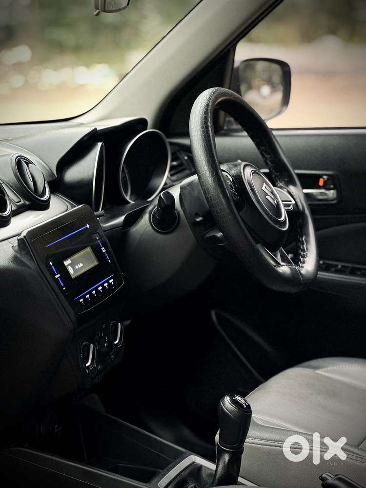 Maruti Suzuki Swift Vvt Vxi, 2021, Petrol
