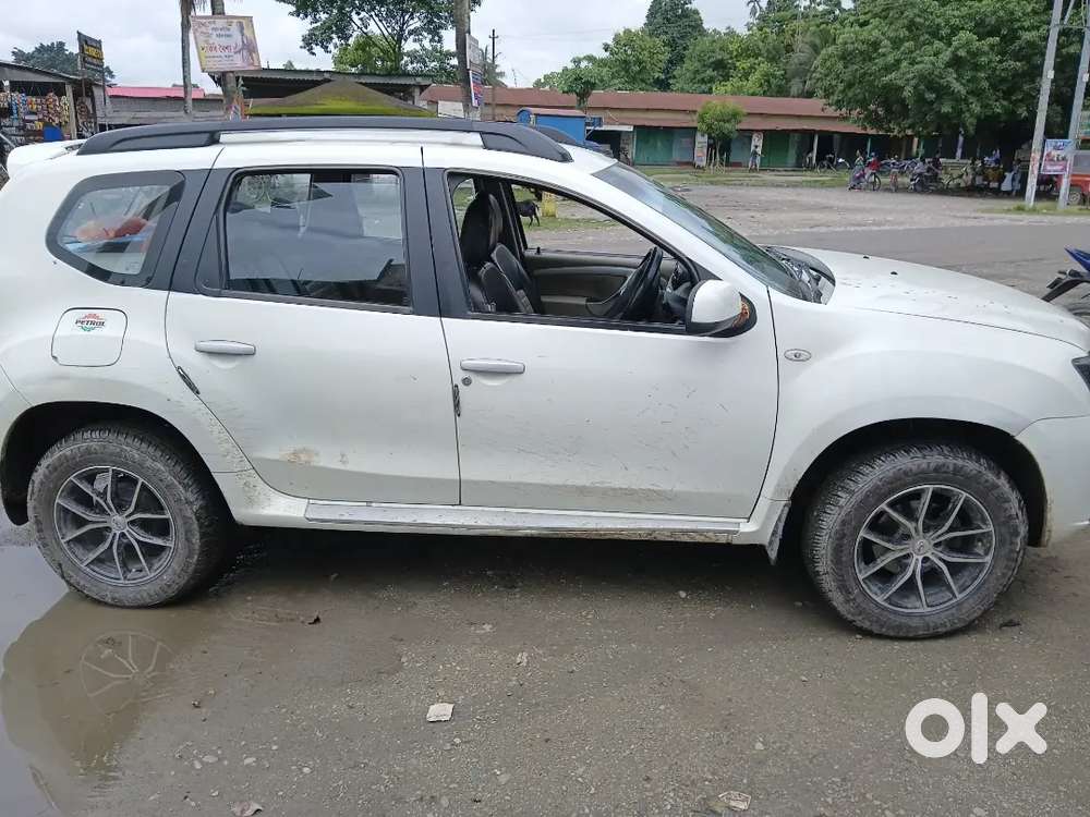 Nissan Terrano Petrol 2015