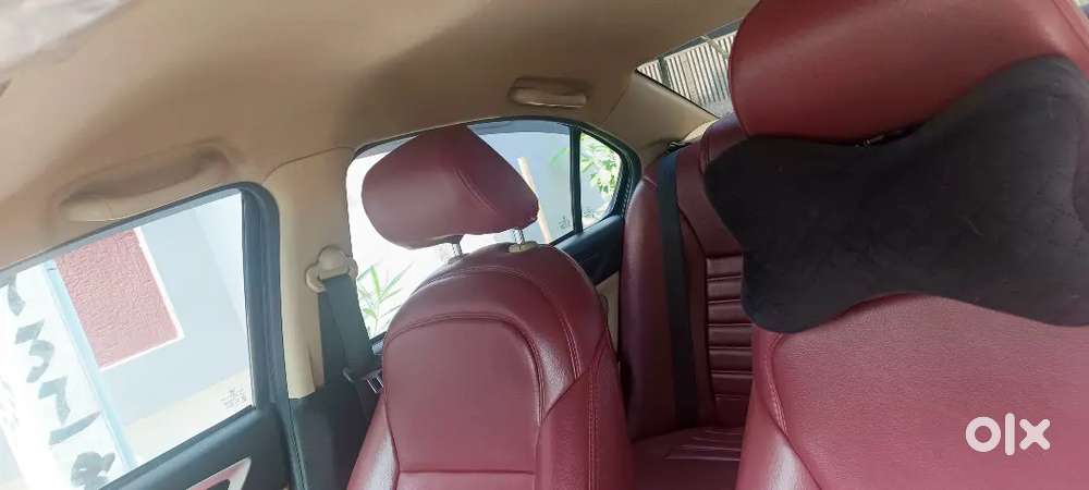 Honda Amaze Petrol Manual 2024 Variant