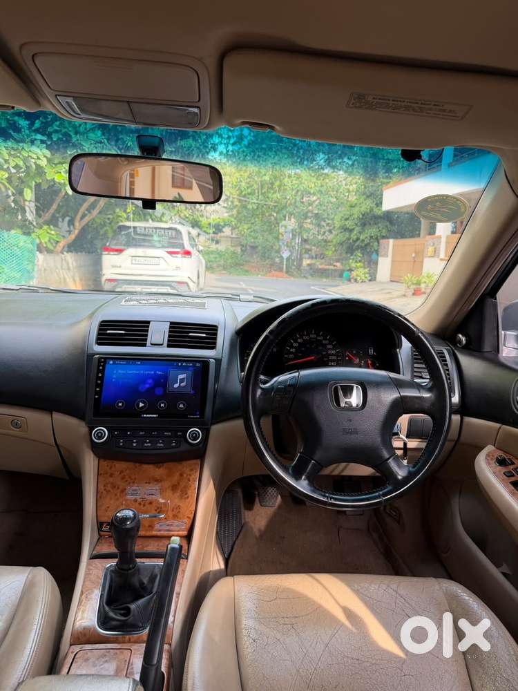 Honda Accord 2.4 Manual, 2004, Petrol