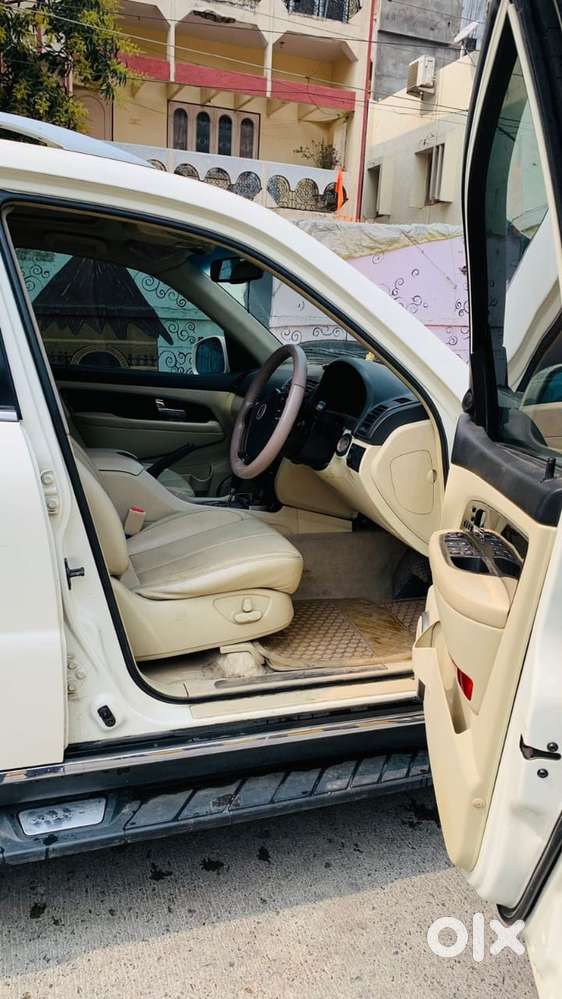 Mahindra Ssangyong Rexton Rx7, 2014, Diesel