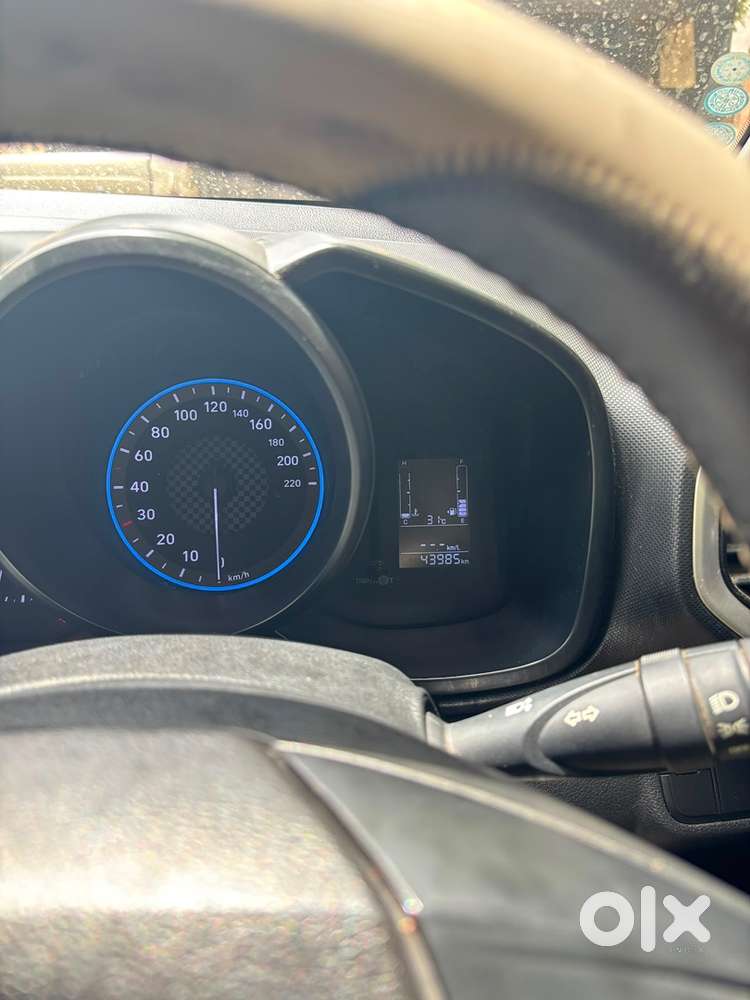 Hyundai Venue Petrol Manual 2022 Year