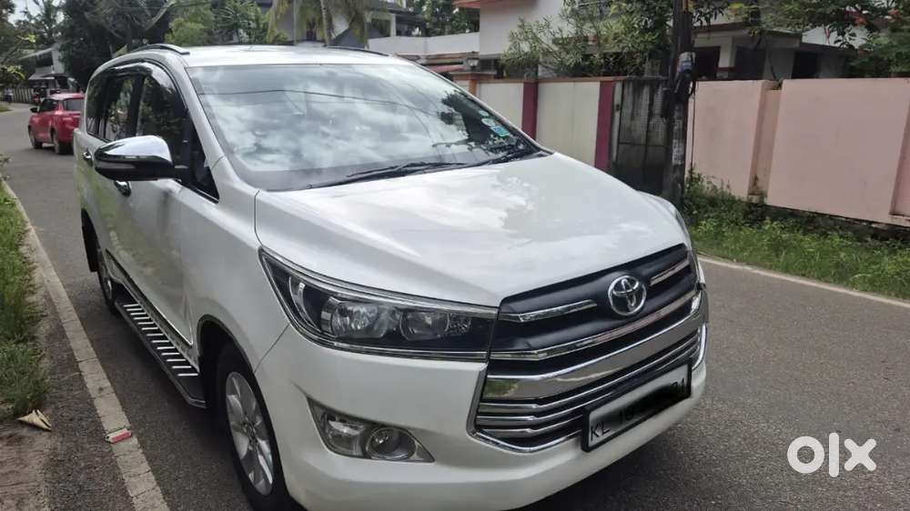 Toyota Innova Crysta 2016 Petrol 55000 Km Driven