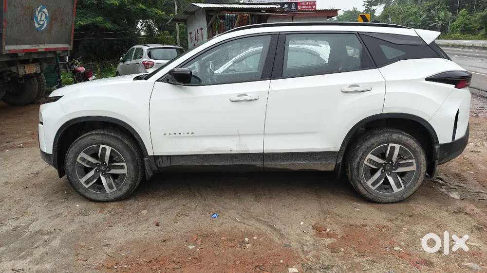 2024 Tata Harrier Adventure Plus