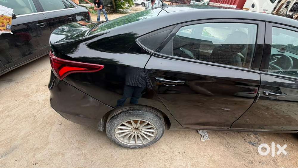Hyundai Verna Petrol 60000 Km Driven