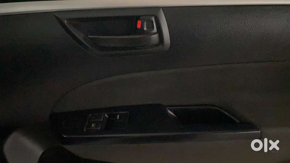 Maruti Suzuki Swift 1.2 Lxi (o), 2015, Petrol