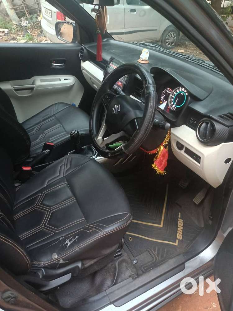 Maruti Suzuki Ignis (2018) Glistening Grey