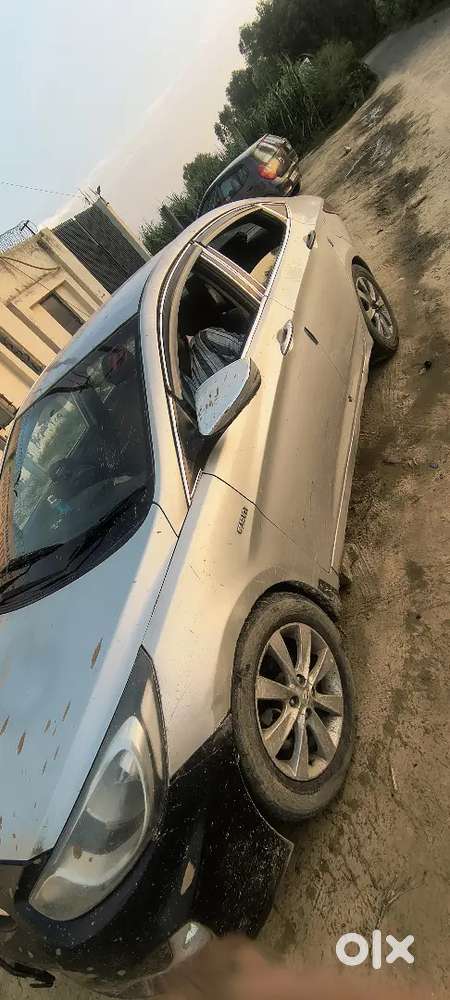 Hyundai Verna Sx O 2013
