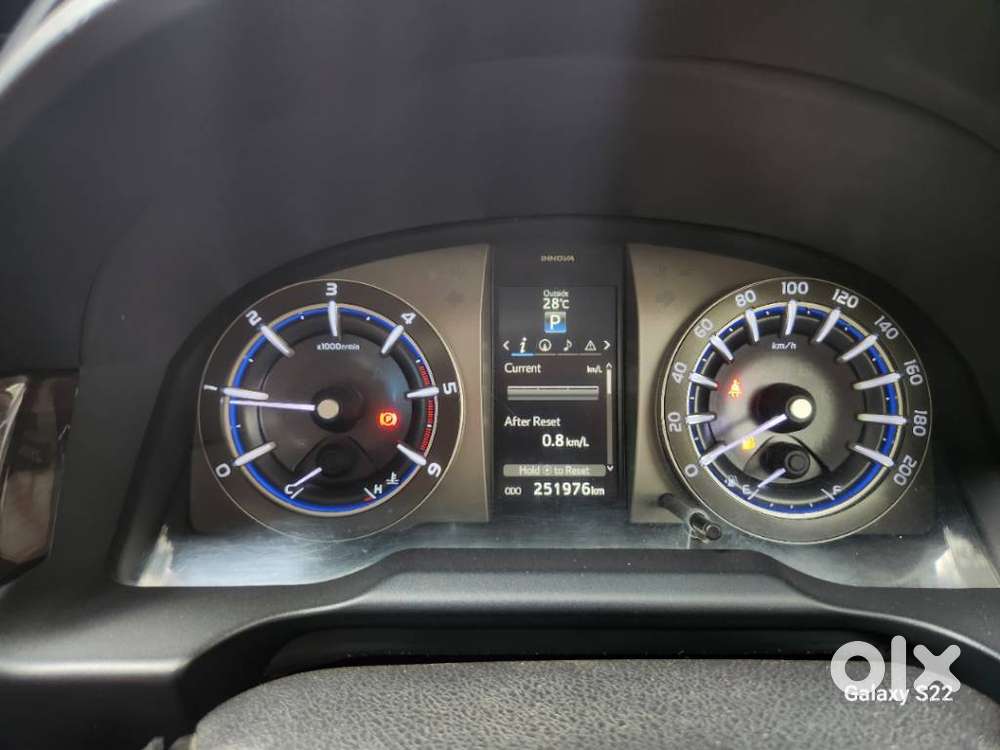 Toyota Innova Crysta 2.8 Gx At, 2016, Diesel