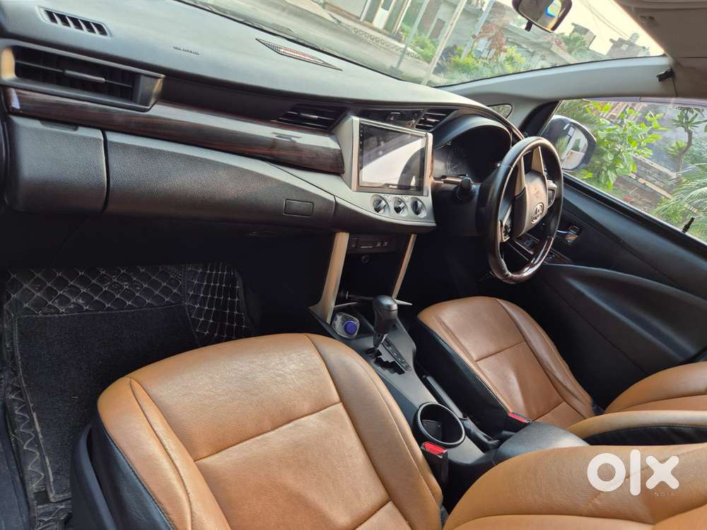Toyota Innova Crysta 2.8 Gx At, 2017, Diesel