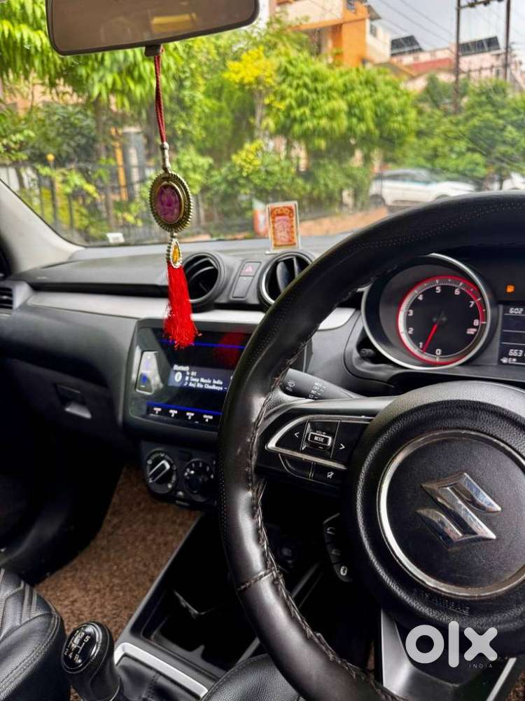 Maruti Suzuki Swift Vxi + Manual, 2021, Petrol