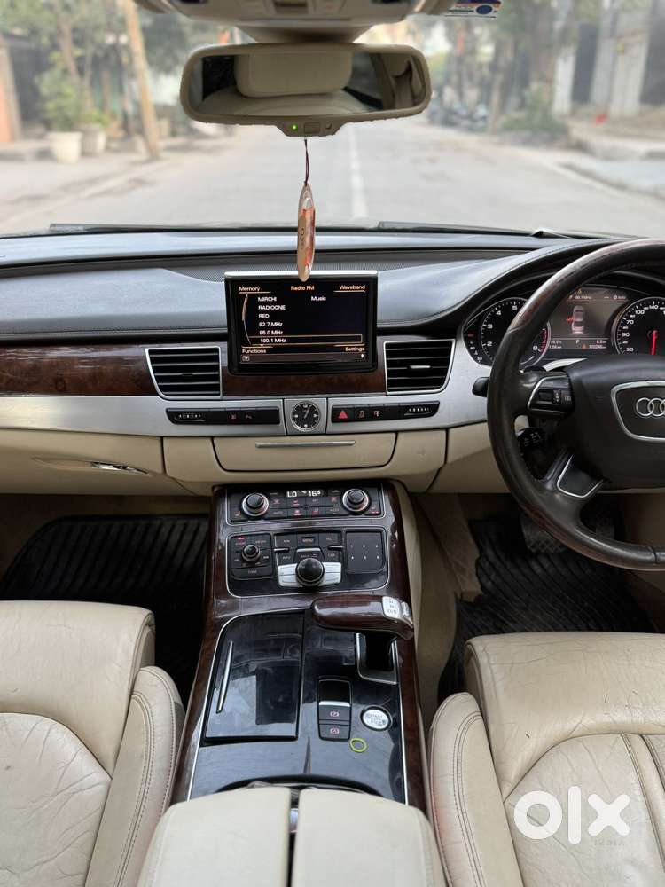 Audi A8 L 2010-2013 4.2 Fsi Quattro, 2011, Petrol