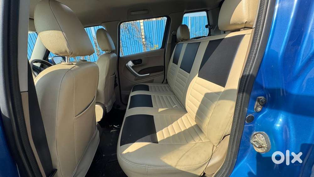 Mahindra Tuv 300 Mhawk100 T8, 2016, Diesel