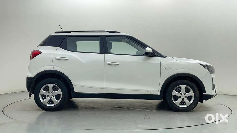 Mahindra XUV300 1.2 W6 AMT Petrol, 2022, Petrol