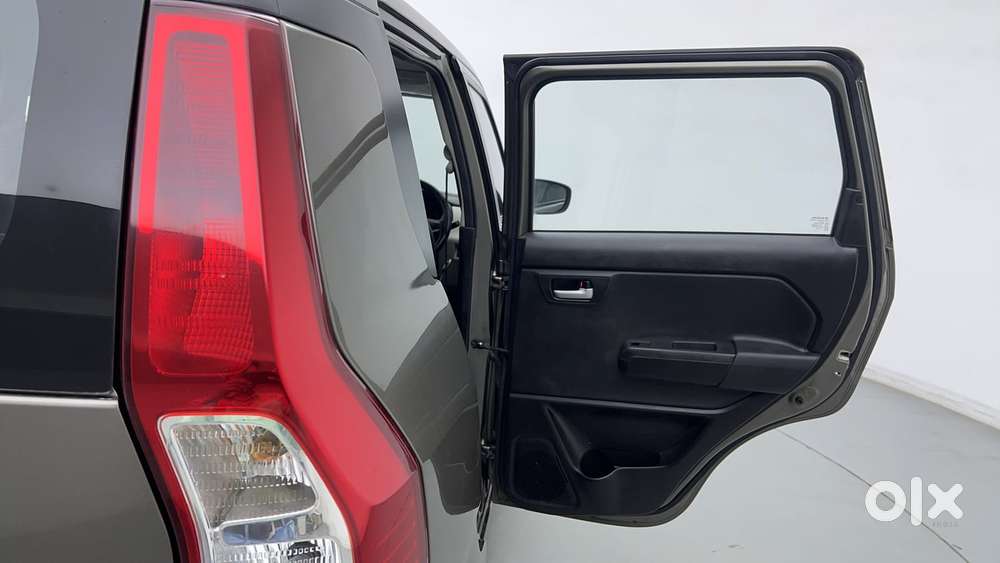 Maruti Suzuki Wagon R 1.2 Zxi, 2022, Petrol