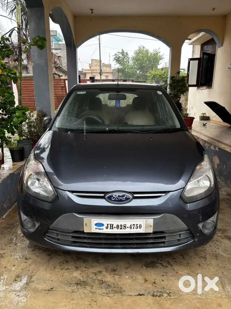 Ford Figo Petrol Lxi 2011 Model