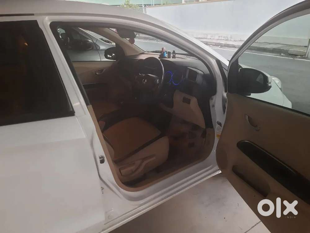 Honda Amaze 2nd Gen 2017 Diesel 59000 Km Driven