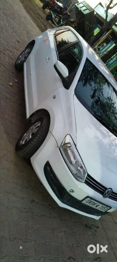 Volkswagen Polo 2027 Diesel 300000 Km Driven