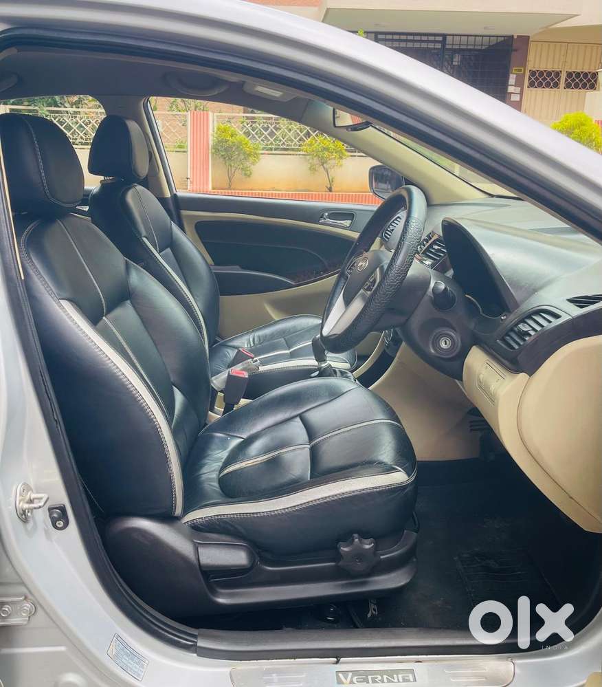Hyundai Verna Fluidic 1.6 Vtvt Sx, 2012, Petrol