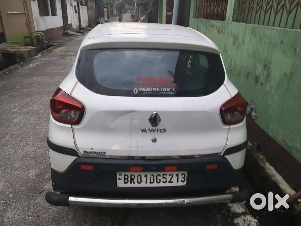 Renault Kwid 1000cc White, 21k