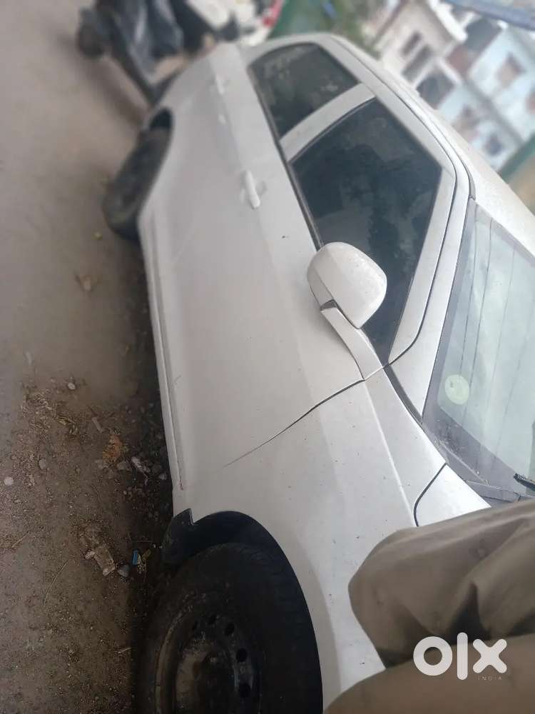 Maruti Suzuki Dzire 2017