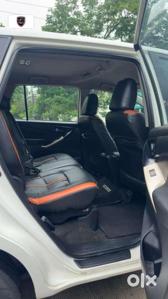 Toyota Innova Crysta 2.4 G Mt 7 Str, 2019, Diesel