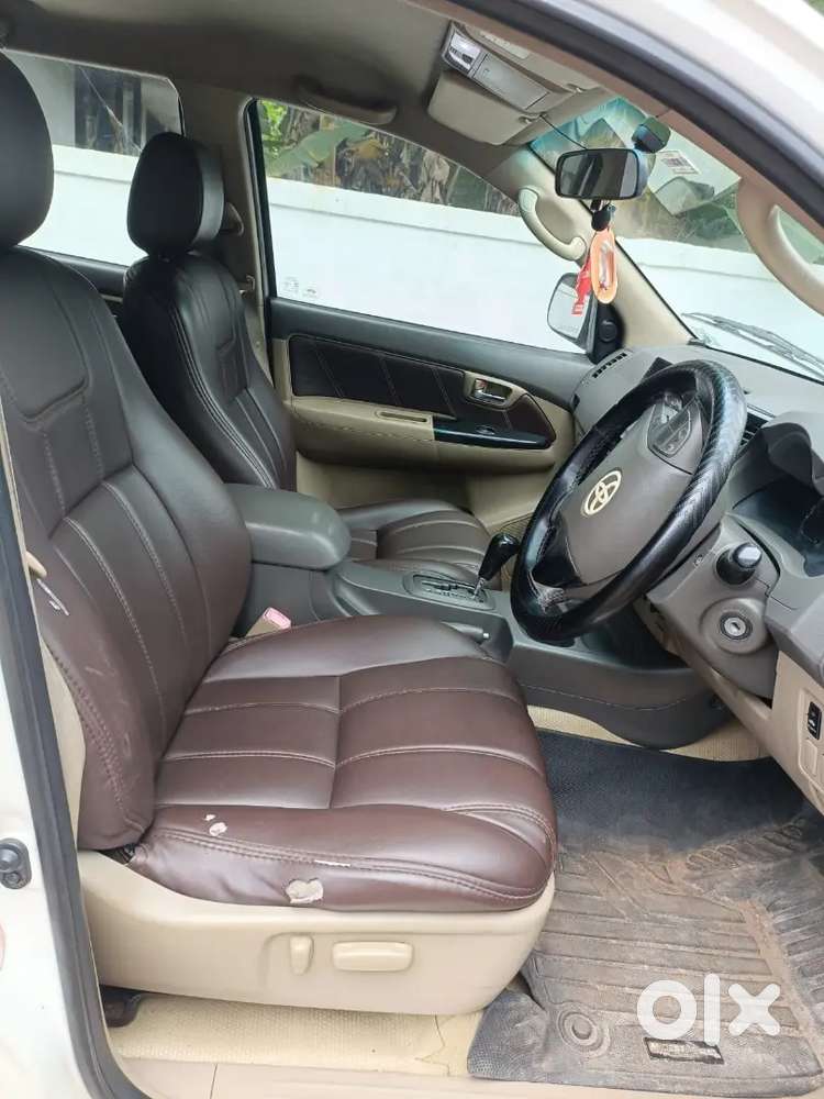Toyota Fortuner Diesel 2012