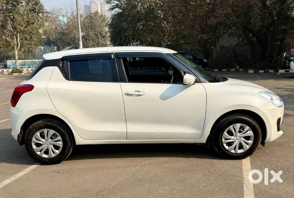 Maruti Suzuki Swift Vvt Vxi, 2021, Petrol