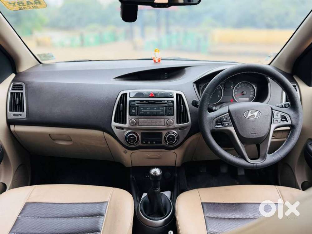 Hyundai I20 Sportz 1.2 Bs-iv, 2013, Petrol