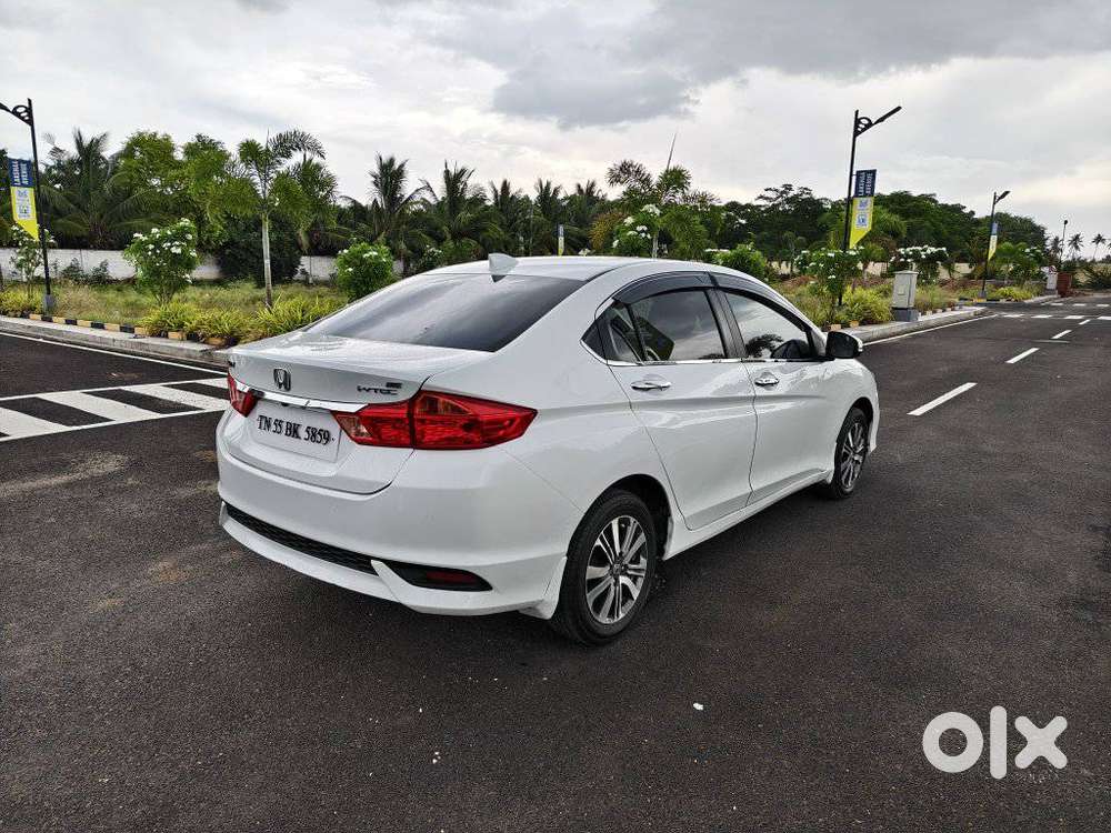 Honda City 1.5 V 4th Gen I-vtec Mt, 2022, Petrol