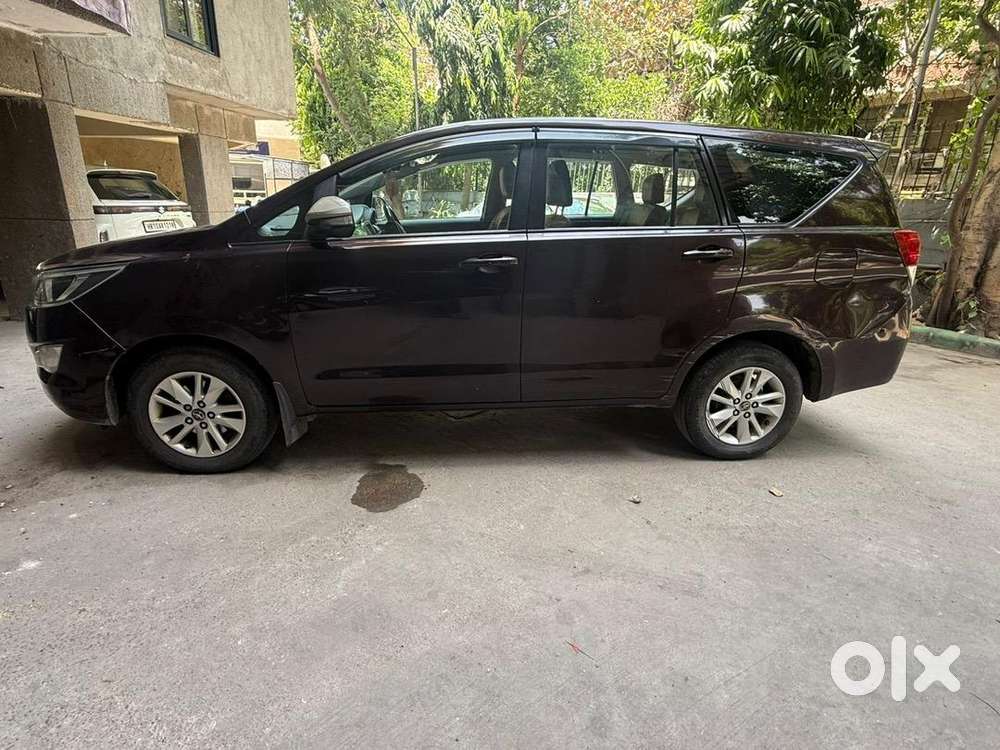 Toyota Innova Crysta 2017 Diesel 118000 Km Driven