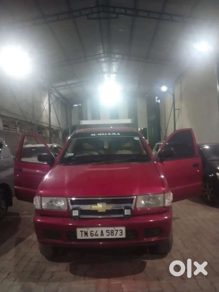 Chevrolet Tavera Ls 10-seater 2010