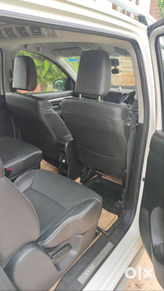 Maruti Suzuki Xl6 Alpha Automatic 2022 Petrol 51000 Km Driven