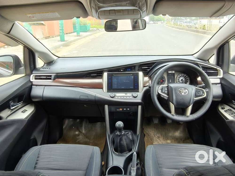 Toyota Innova Crysta 2.4 Vx Mt, 2017, Diesel