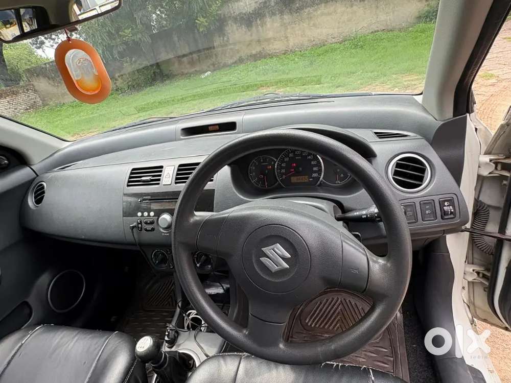 Swift 2009 Maruti Suzuki,new Tayar,new Battery, Good Condition