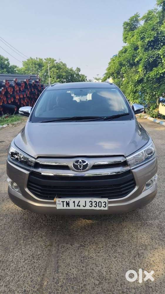 Toyota Innova Crysta 2.4 V, 2016, Diesel