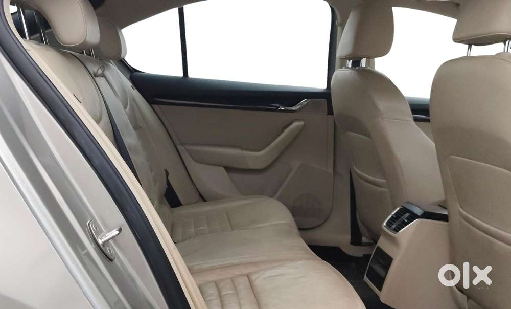 Skoda Octavia 1.8 Tsi Style Plus At, 2016, Petrol