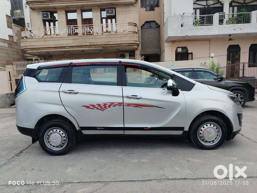 Mahindra Marazzo M2, 2018, Diesel