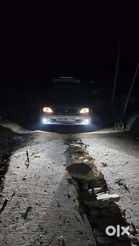 Maruti Suzuki Esteem Lxi 2006